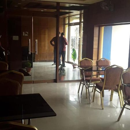 Hotel Shelter Tarapith Dış mekan fotoğraf